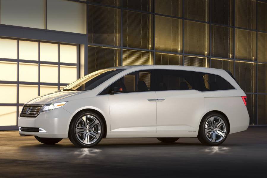  Honda Odyssey Concept 2010 года  (фото 8 из 34)